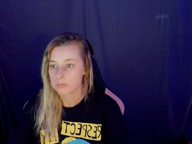 AsiaGoesPro's BongaCams show and profile