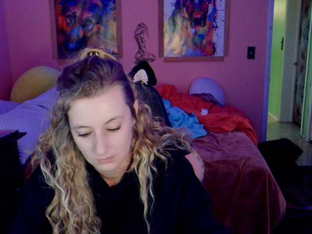 AsiaGoesPro's BongaCams show and profile