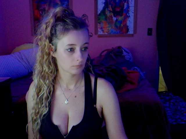 AsiaGoesPro's BongaCams show and profile