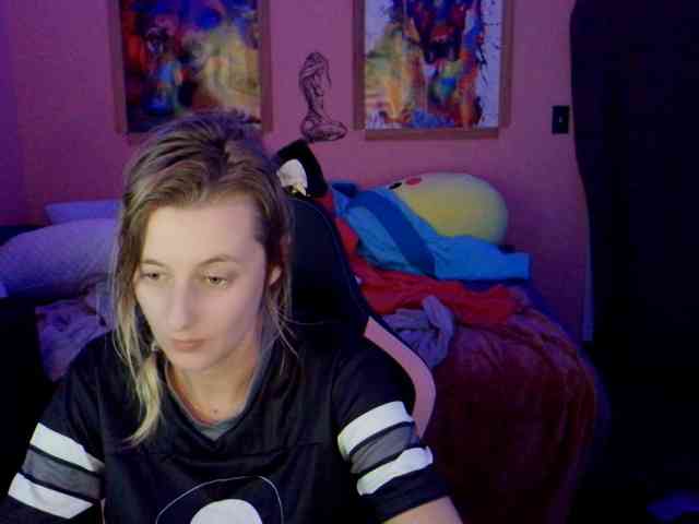 YourSecretGirlFriend963 webcam