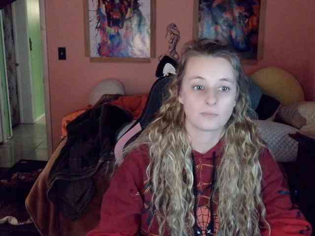 YourSecretGirlFriend963 webcam