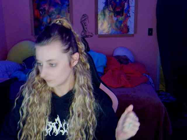 YourSecretGirlFriend963 webcam