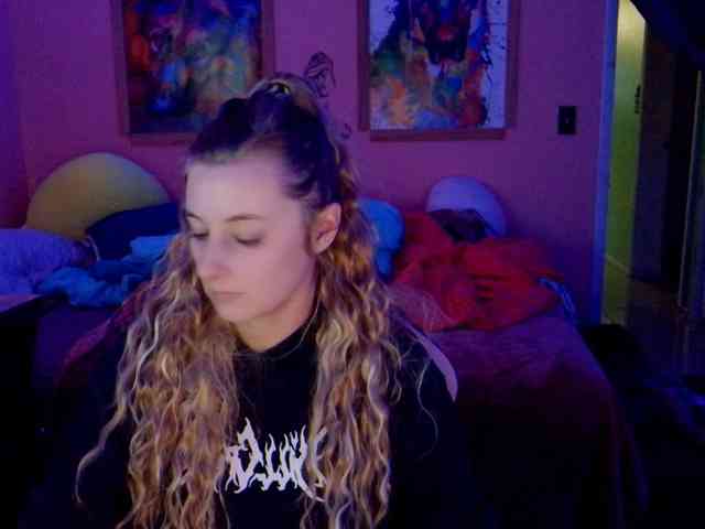 YourSecretGirlFriend963 webcam