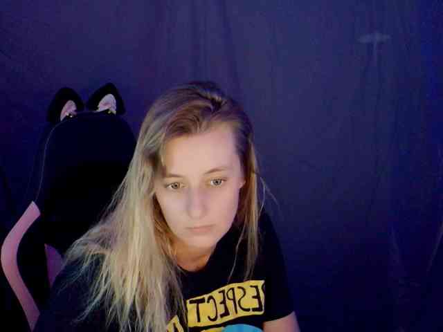 YourSecretGirlFriend963 webcam