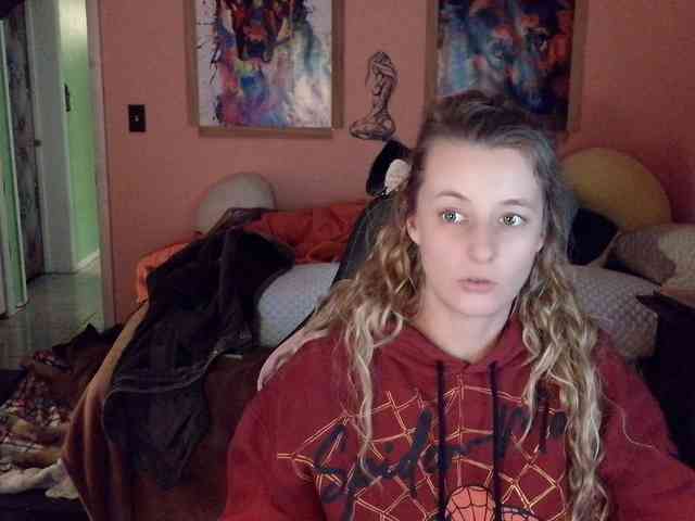 YourSecretGirlFriend963 webcam