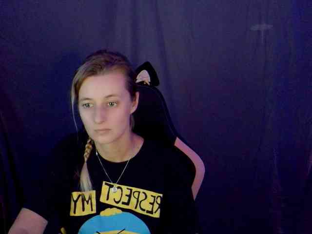 YourSecretGirlFriend963 webcam