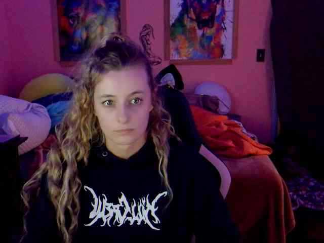 YourSecretGirlFriend963 webcam