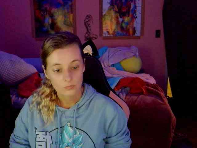 YourSecretGirlFriend963 webcam