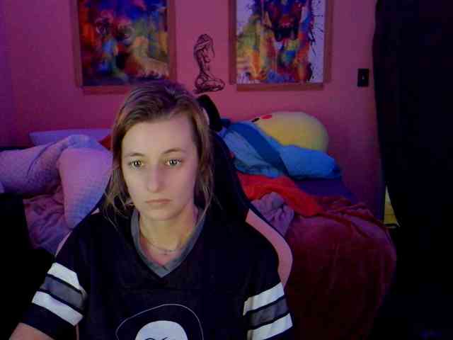 YourSecretGirlFriend963 webcam