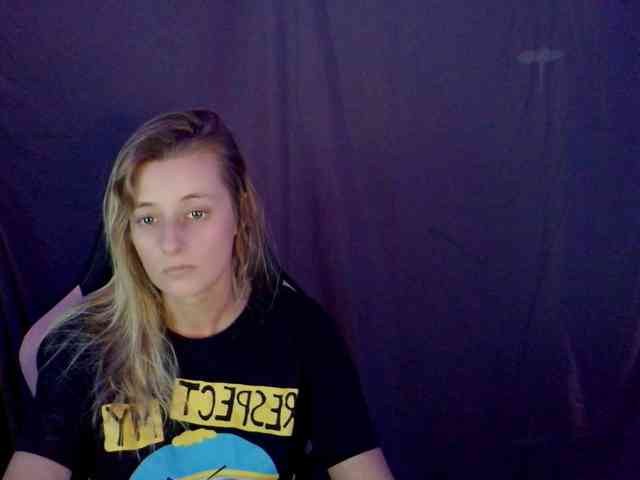 YourSecretGirlFriend963 webcam