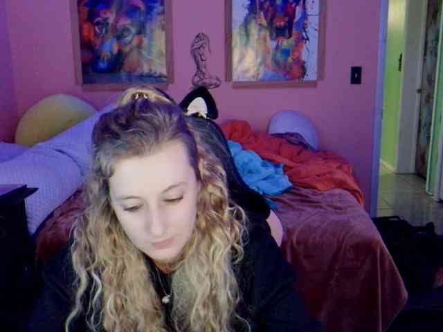 YourSecretGirlFriend963 webcam