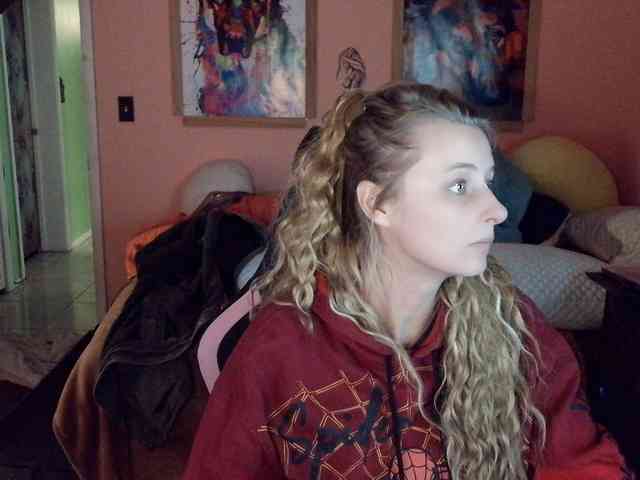 YourSecretGirlFriend963 webcam