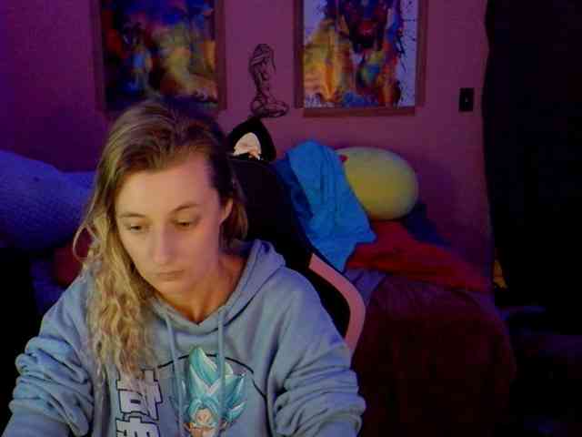 YourSecretGirlFriend963 webcam