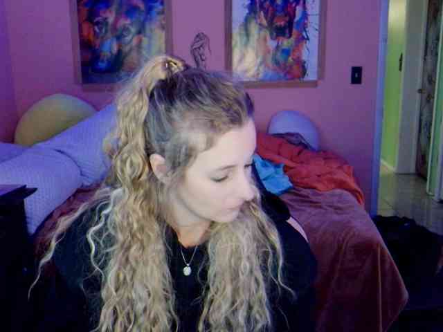 YourSecretGirlFriend963 webcam