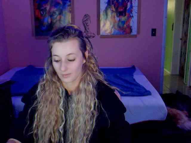 YourSecretGirlFriend963 webcam