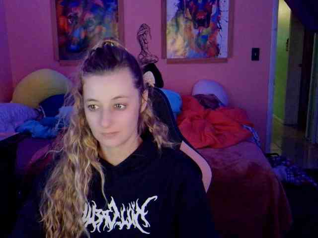 YourSecretGirlFriend963 webcam