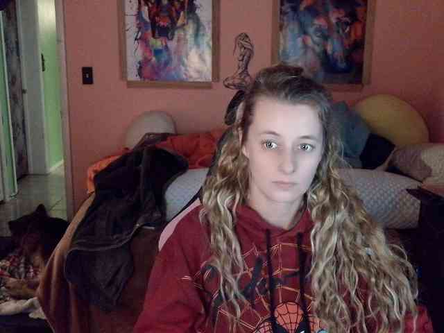 YourSecretGirlFriend963 webcam