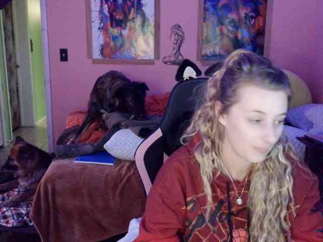 YourSecretGirlFriend963 webcam