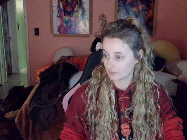 YourSecretGirlFriend963 webcam