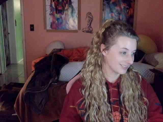 YourSecretGirlFriend963 webcam