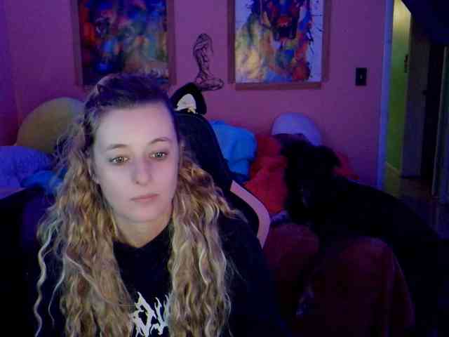 YourSecretGirlFriend963 webcam