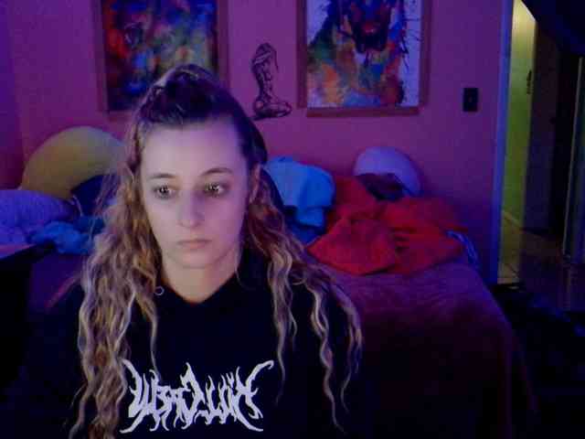 YourSecretGirlFriend963 webcam