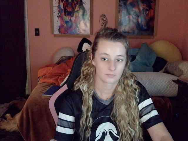 YourSecretGirlFriend963 webcam