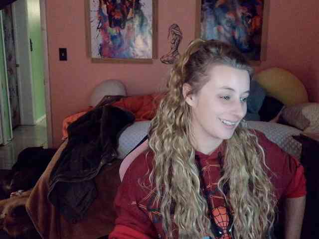 YourSecretGirlFriend963 webcam