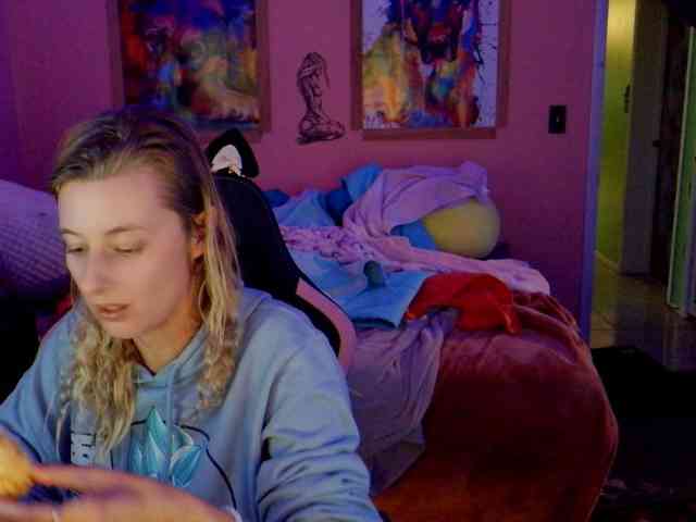 YourSecretGirlFriend963 webcam