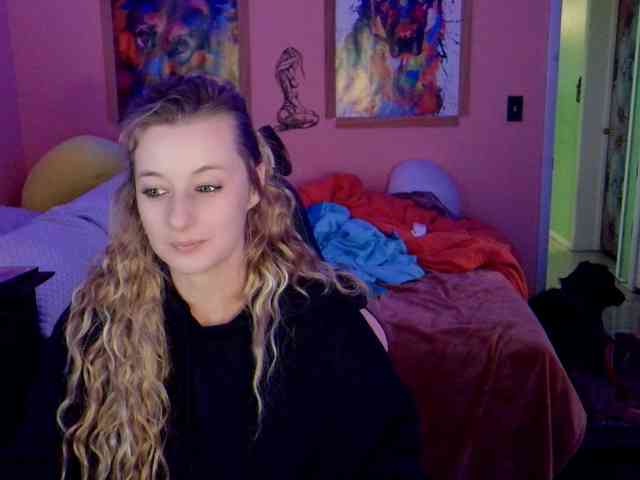 YourSecretGirlFriend963 webcam
