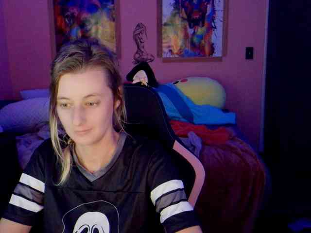 YourSecretGirlFriend963 webcam