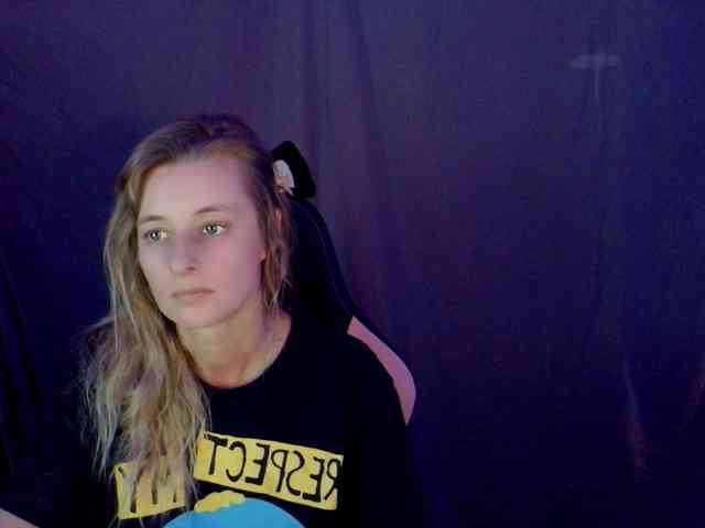 YourSecretGirlFriend963 webcam