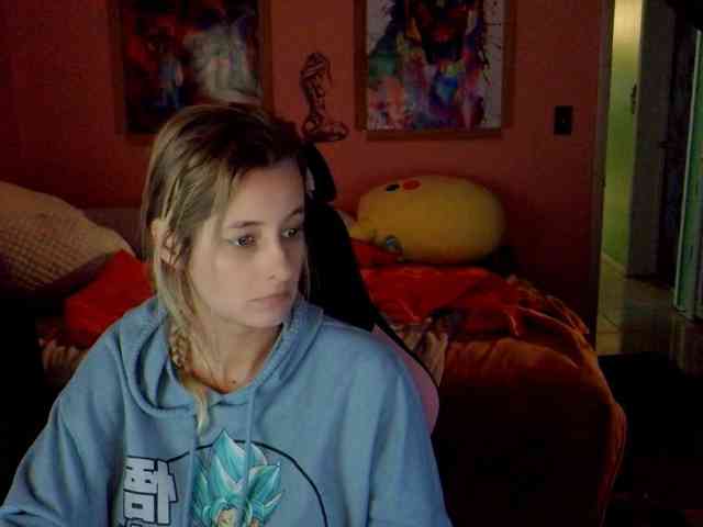 YourSecretGirlFriend963 webcam