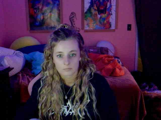 YourSecretGirlFriend963 webcam