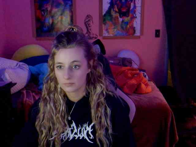 YourSecretGirlFriend963 webcam