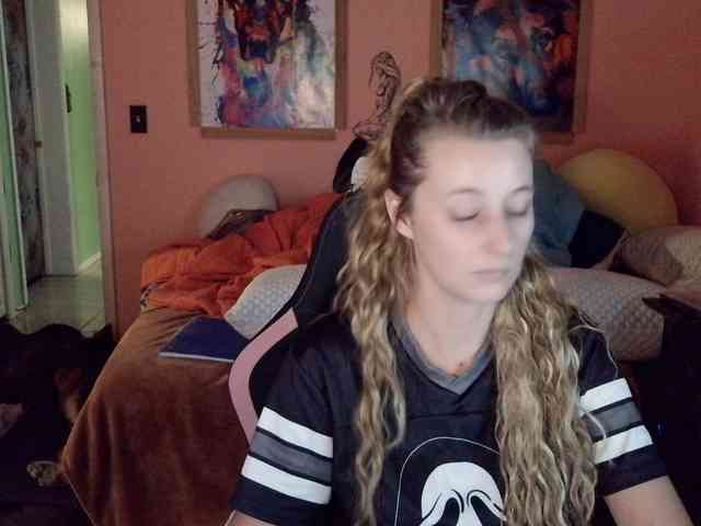 YourSecretGirlFriend963 webcam