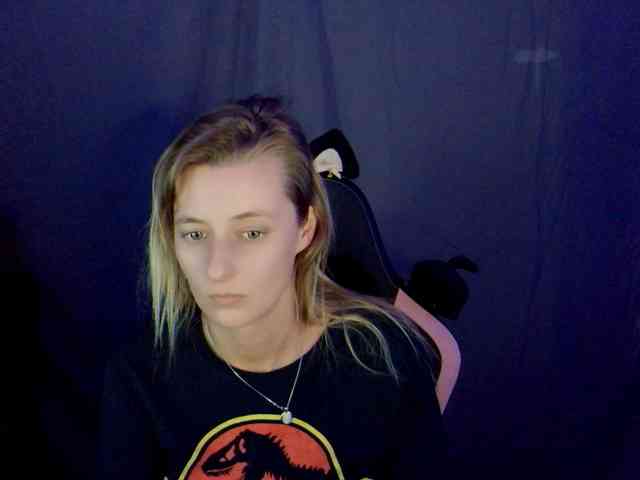 YourSecretGirlFriend963 webcam