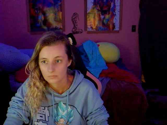 YourSecretGirlFriend963 webcam