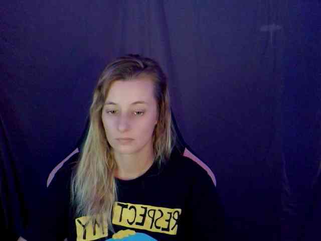 YourSecretGirlFriend963 webcam