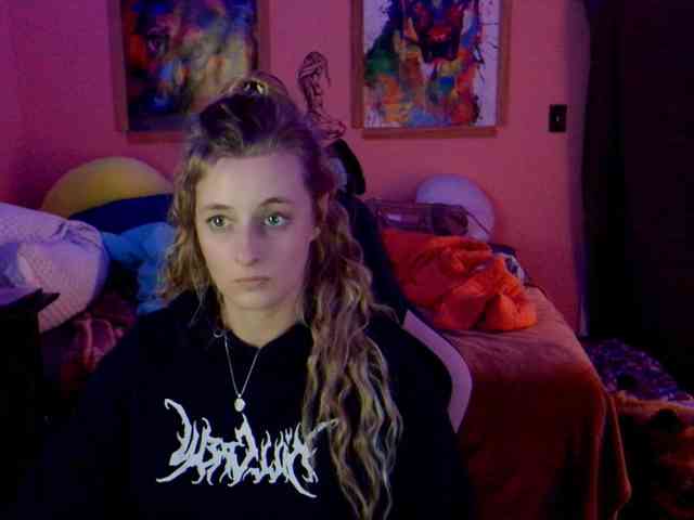 YourSecretGirlFriend963 webcam