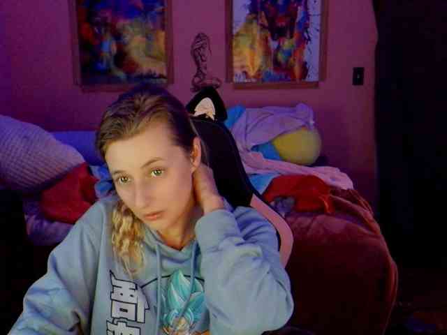 YourSecretGirlFriend963 webcam