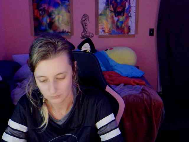 YourSecretGirlFriend963 webcam