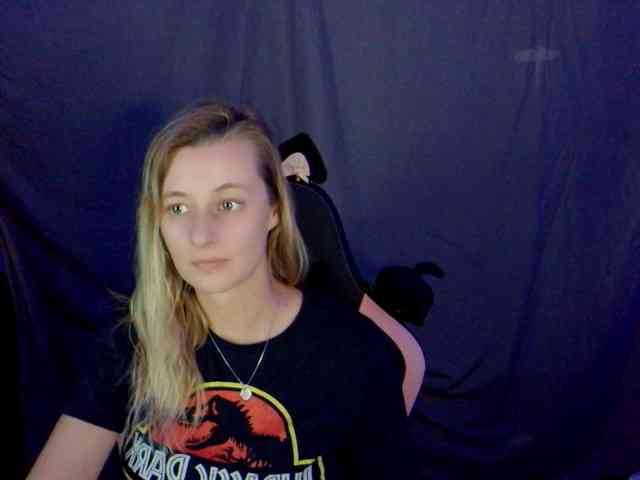 YourSecretGirlFriend963 webcam