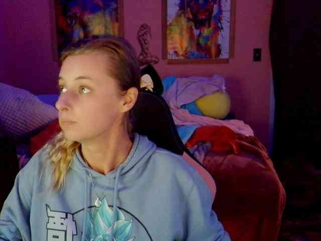 YourSecretGirlFriend963 webcam