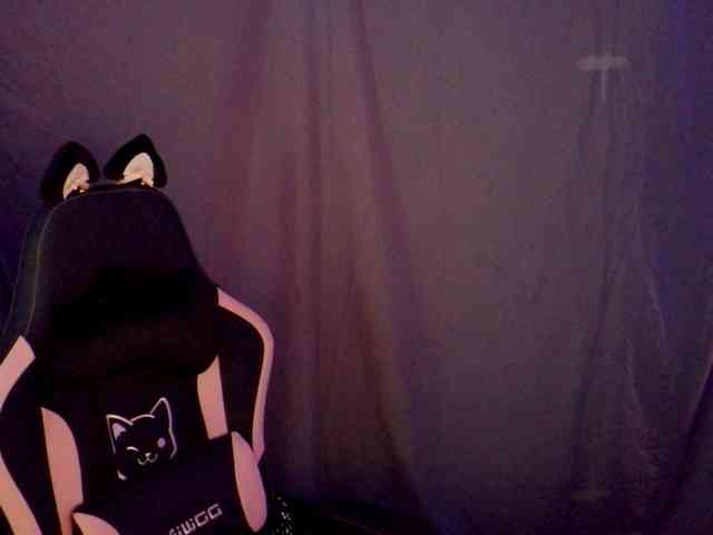 YourSecretGirlFriend963 webcam