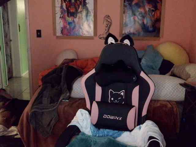 YourSecretGirlFriend963 webcam