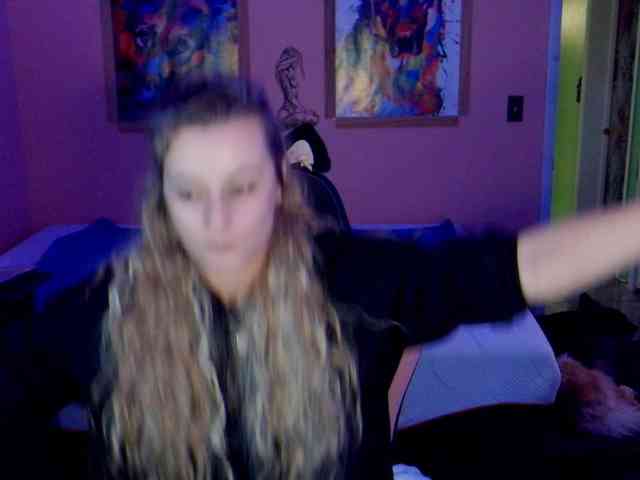 YourSecretGirlFriend963 webcam