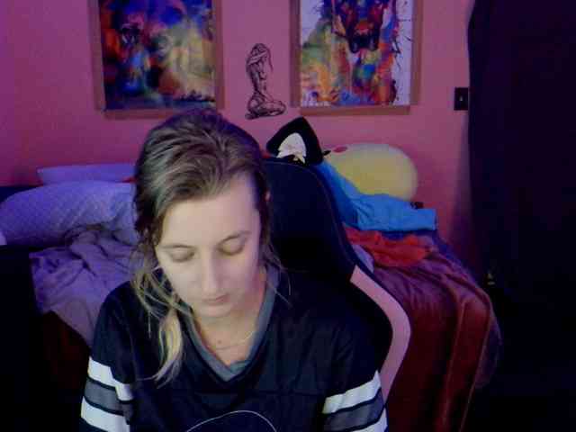 YourSecretGirlFriend963 webcam