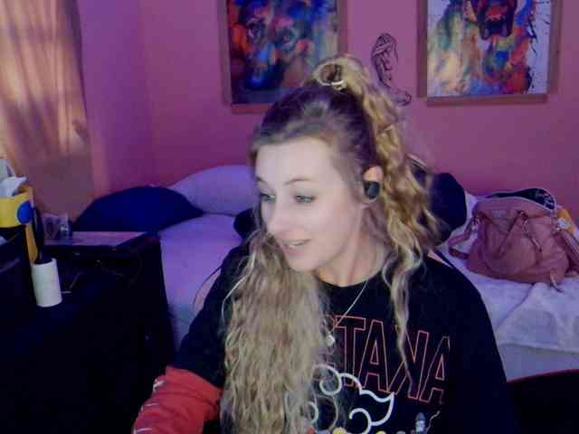 YourSecretGirlFriend963 webcam