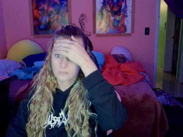 YourSecretGirlFriend963 webcam